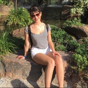 Meet your Posher, Emily